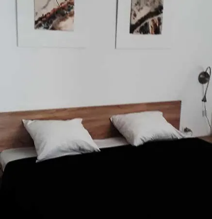 Holiday House - Arte Terra Сasa de vacaciones Vir
